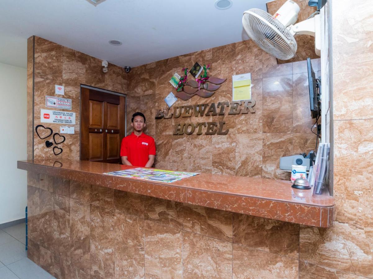 Oyo 44095 Bluewater Hotel Mersing Buitenkant foto